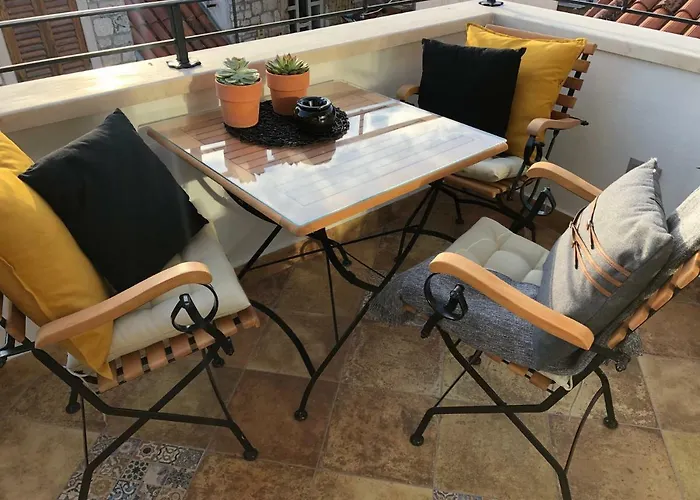 Apartamento Azamara Old Town *