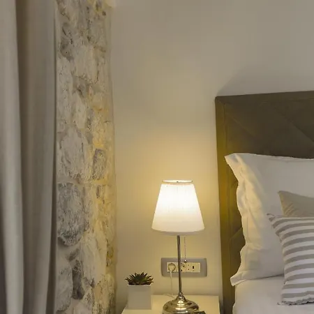 Azamara Old Town Apartment Hvar Town