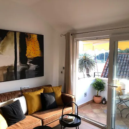 Azamara Old Town * Hvar Town