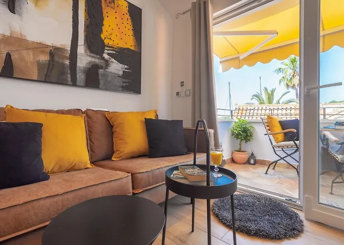 Apartment Azamara Old Town Hvar Town