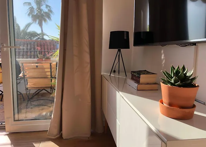 Azamara Old Town * 赫瓦尔